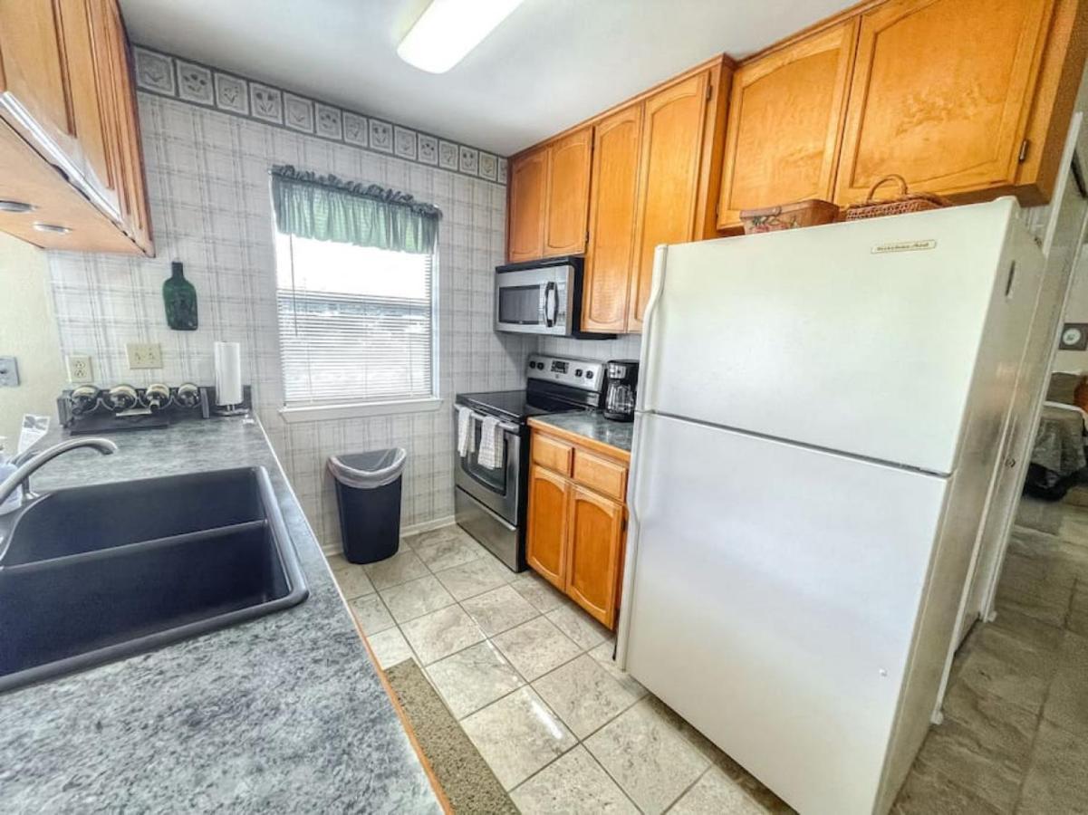 Comal River Condo 375 Нью-Браунфелс Екстер'єр фото